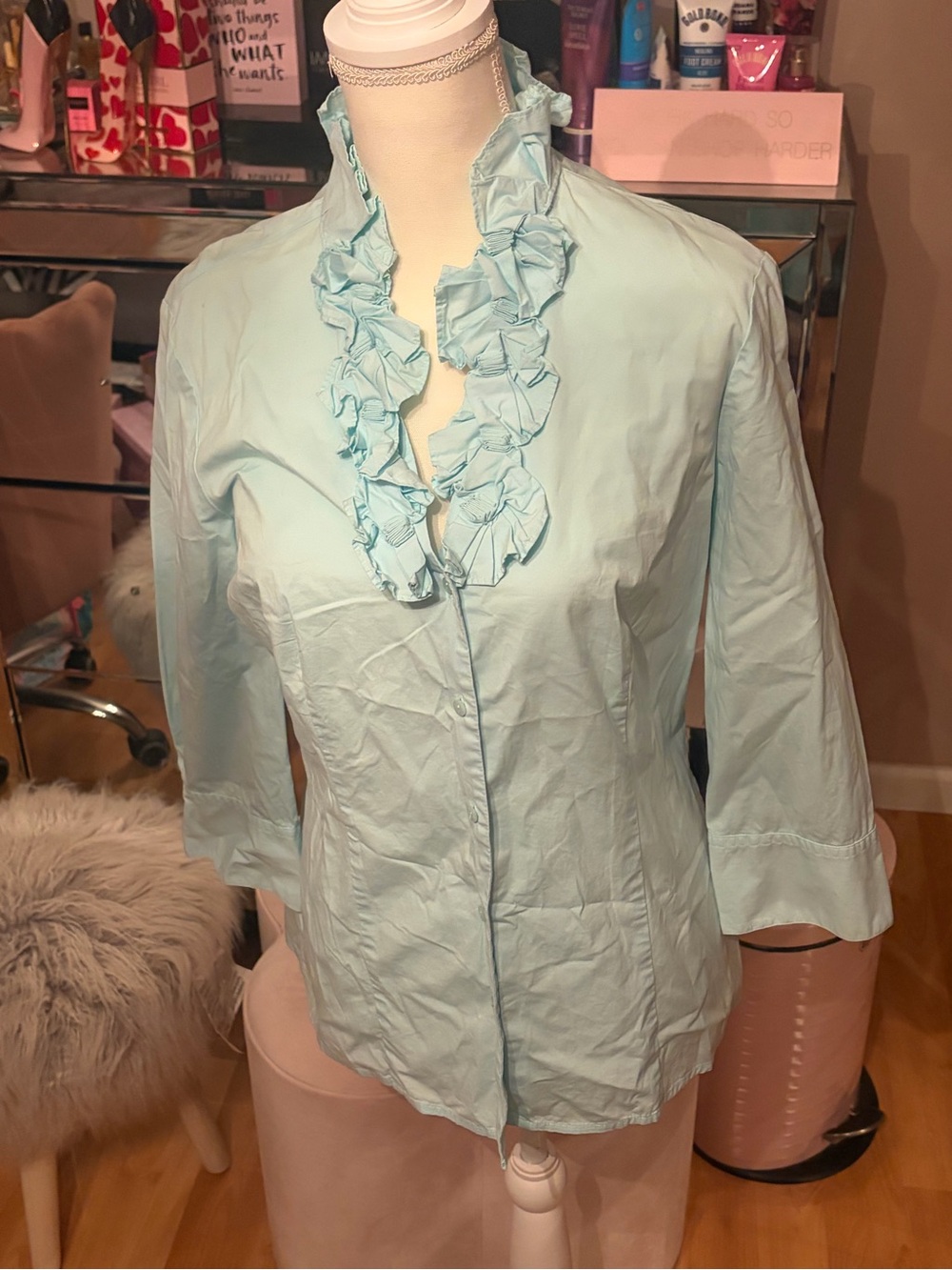 TALBOTS Light Blue Ruffle V-Neck Button Front 3/4 Sleeve Cotton Shirt Size M